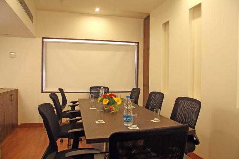Hotel Minerva Grand Banjara 4*